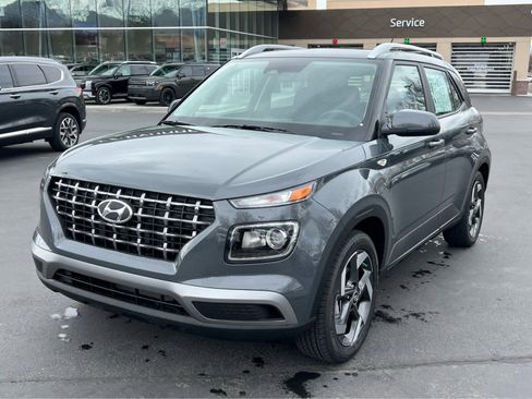 Certified 2026 Hyundai Venue SEL image 2