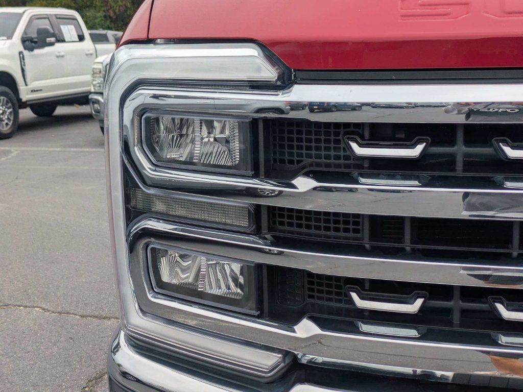Used 2023 Ford F250 Lariat w/ Lariat Ultimate Package AWD/4WD image 10