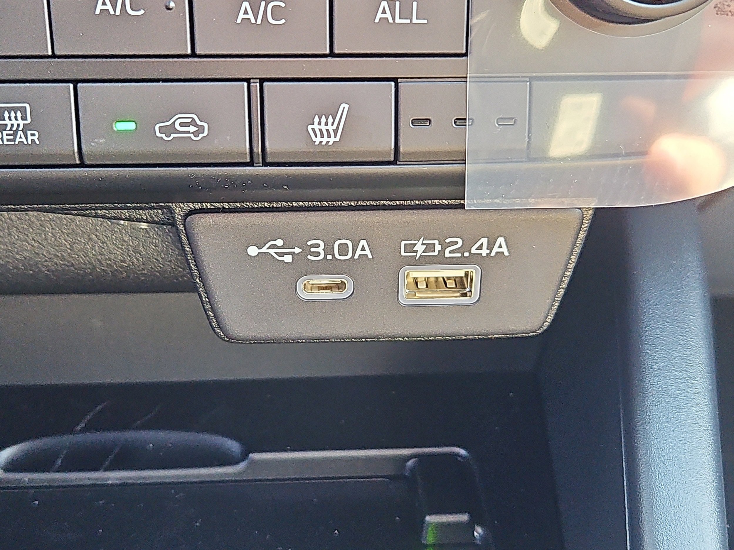 New 2026 Subaru Outback Limited AWD/4WD image 15