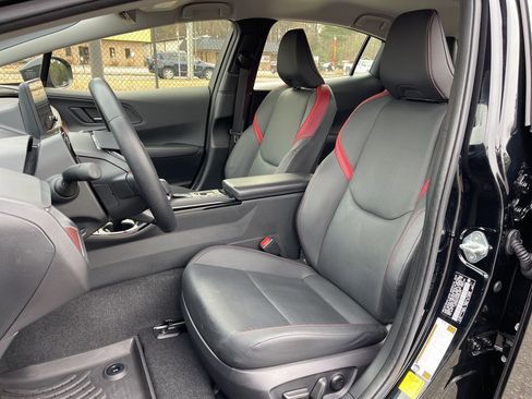 Used 2024 Toyota Prius Prime Premium image 19