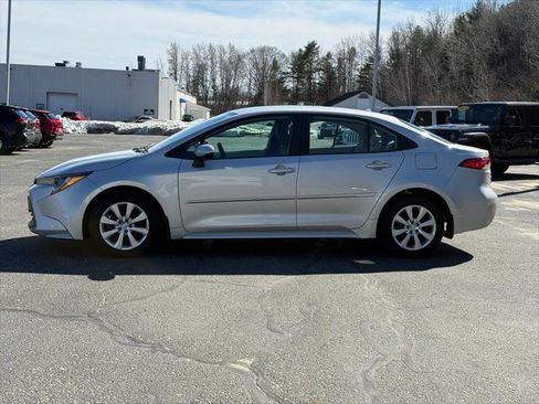 Certified 2023 Toyota Corolla LE image 2