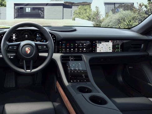 Used 2023 Porsche Taycan 4S image 4