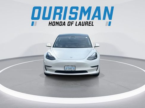 Used 2022 Tesla Model 3 Long Range AWD/4WD image 3