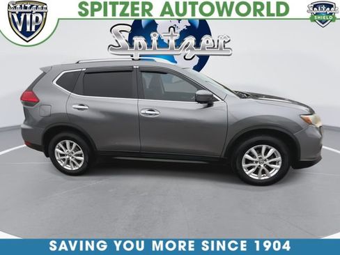 Used 2017 Nissan Rogue SV w/ SV Premium Package AWD/4WD image 9