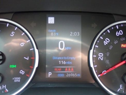 Used 2022 Toyota RAV4 XLE image 25