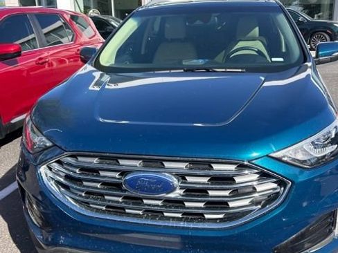 Used 2020 Ford Edge SEL w/ Convenience Package FWD image 5