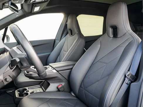 Used 2025 BMW iX xDrive50 image 15