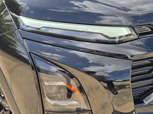 New 2026 Chevrolet Equinox RS w/ Convenience Package III FWD image 10