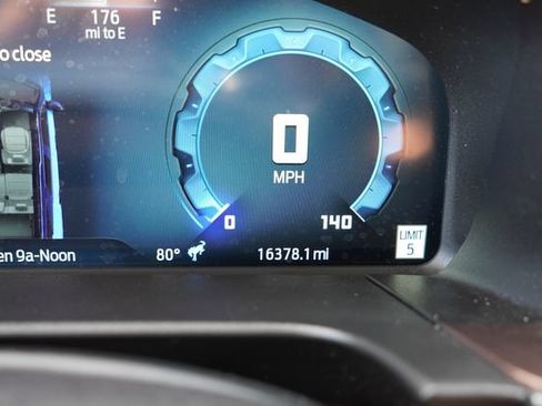 Used 2025 Ford Bronco Sport Outer Banks w/ Outer Banks Tech Package+ AWD/4WD image 37