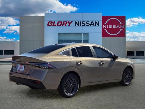 New 2026 Nissan Sentra SV w/ Floor Mat Package FWD image 3