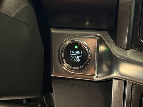 Used 2023 Ford F150 Lariat AWD/4WD image 43