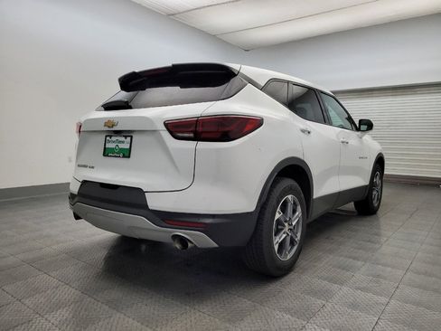 Used 2023 Chevrolet Blazer LT image 9