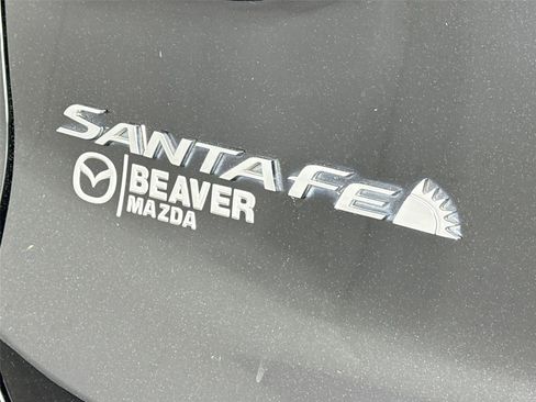 Used 2019 Hyundai Santa Fe SEL FWD image 14