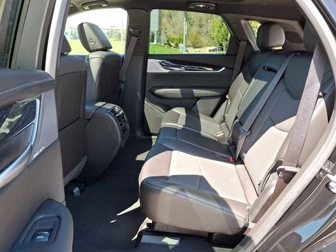 Certified 2024 Cadillac XT5 Premium Luxury AWD/4WD image 23