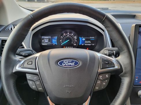 Certified 2024 Ford Edge SEL image 31