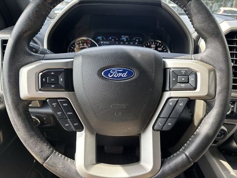 Used 2017 Ford F150 Lariat AWD/4WD image 7