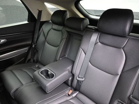 Used 2023 Genesis GV70 2.5T w/ Select Package image 20