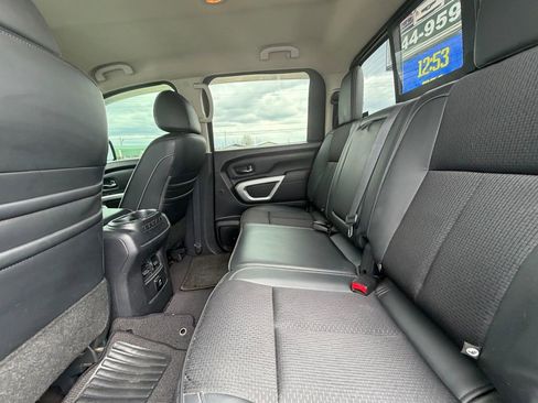 Used 2018 Nissan Titan PRO-4X w/ Pro-4x Utility Package image 18