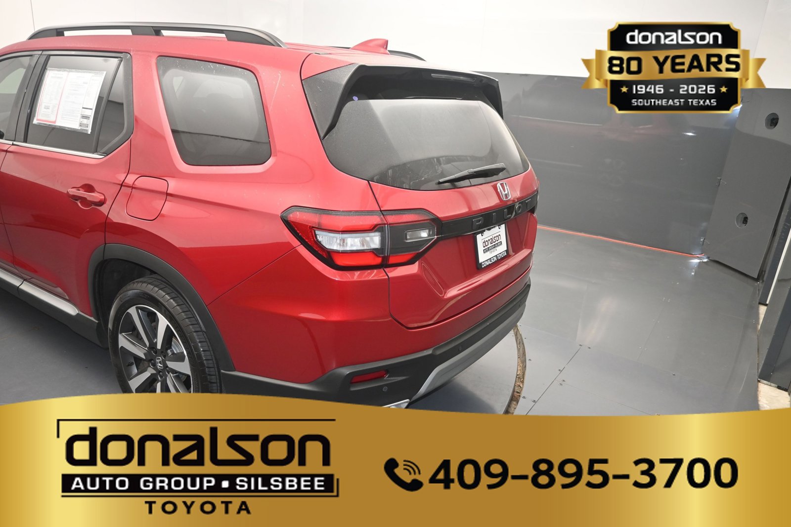 Used 2025 Honda Pilot Touring image 6