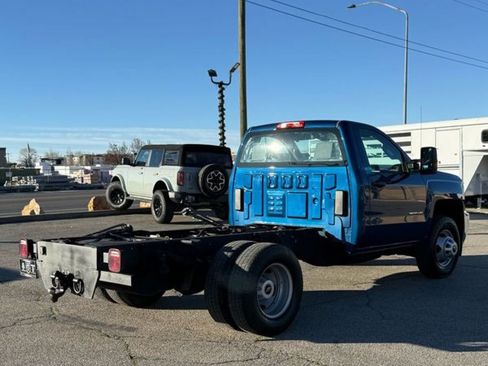 Used 2019 Chevrolet Silverado 3500 W/T w/ WT Convenience Package image 6