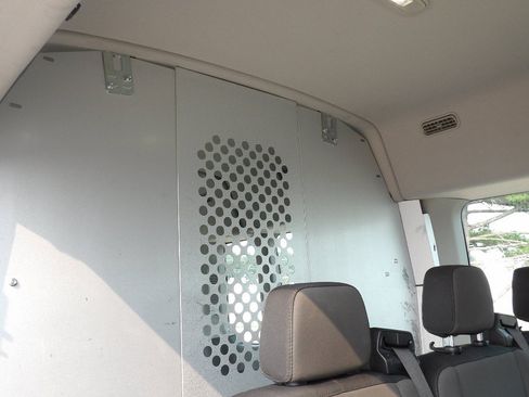 Used 2023 Ford Transit 350 XLT RWD image 28