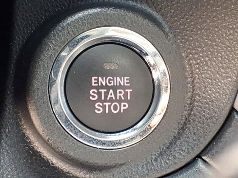 Used 2025 Subaru Outback Limited image 20