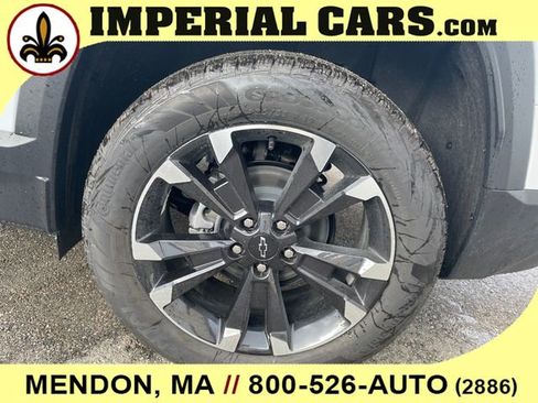 New 2026 Chevrolet Equinox RS w/ Convenience Package III AWD/4WD image 15