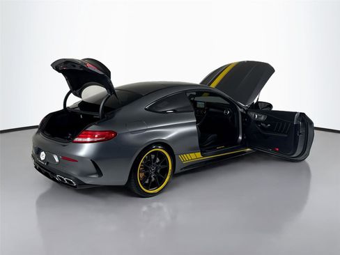 Used 2017 Mercedes-Benz C 63 AMG S image 40