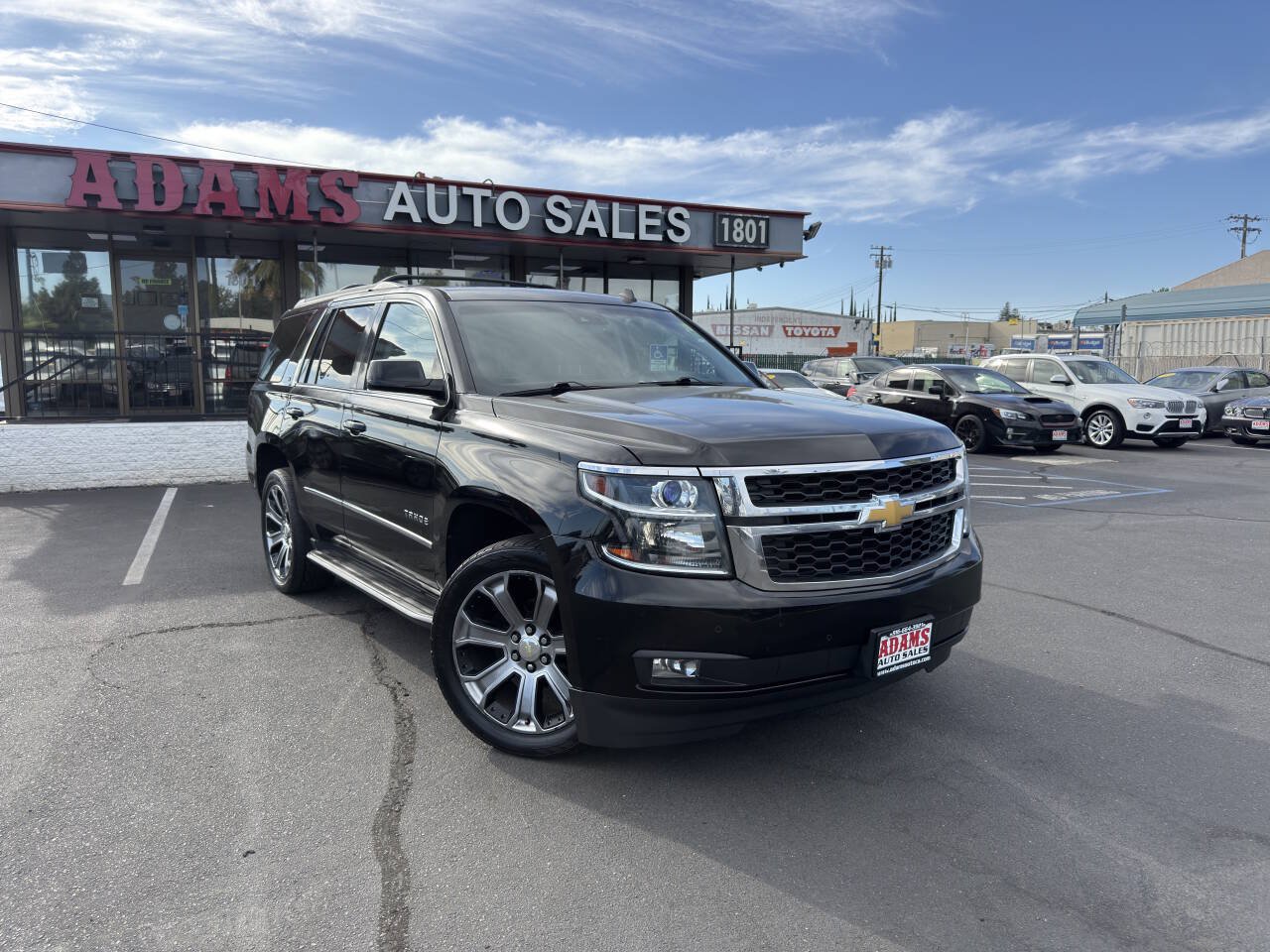 Used 2015 Chevrolet Tahoe LT RWD image 1