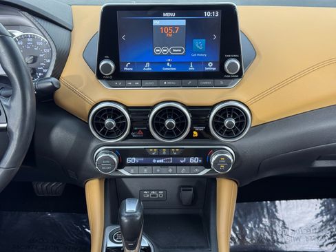 Used 2022 Nissan Sentra SV w/ SV Premium Package image 22