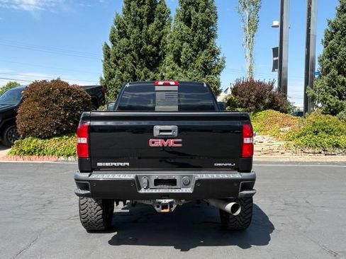 Used 2018 GMC Sierra 3500 Denali w/ Duramax Plus Package AWD/4WD image 5