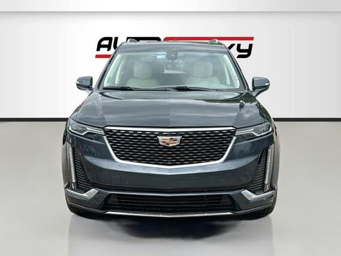 Used 2021 Cadillac XT6 Premium Luxury AWD/4WD image 2
