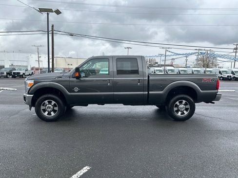 Used 2015 Ford F350 Lariat w/ Lariat Interior Package image 3