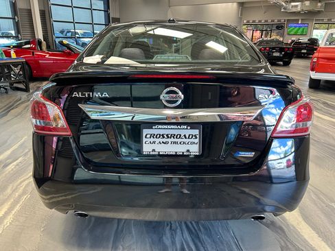 Used 2013 Nissan Altima 2.5 SV FWD image 29