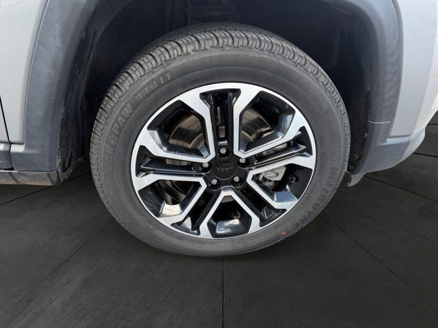 Used 2024 Jeep Compass Limited AWD/4WD image 9