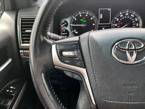 Used 2021 Toyota Land Cruiser AWD/4WD image 24