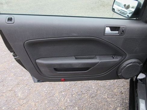 Used 2007 Ford Mustang GT Premium image 9