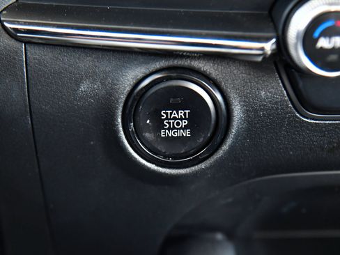 Used 2024 MAZDA MAZDA3 s FWD image 25