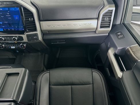 Used 2022 Ford F450 Lariat w/ Lariat Ultimate Package image 22