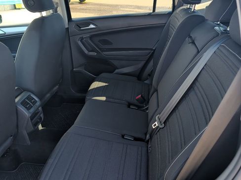 Used 2024 Volkswagen Tiguan S image 9