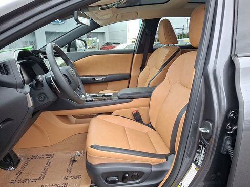 Used 2023 Lexus RZ 450e Premium image 14