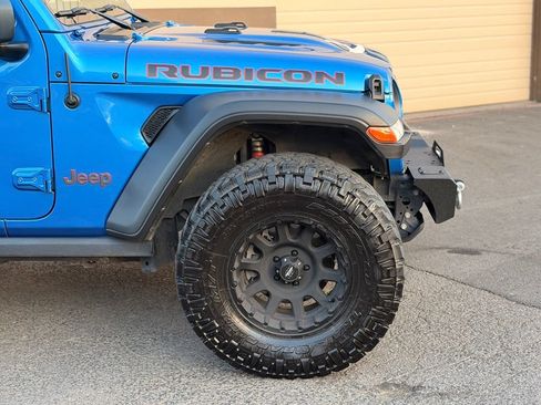 Used 2022 Jeep Gladiator Rubicon AWD/4WD image 2
