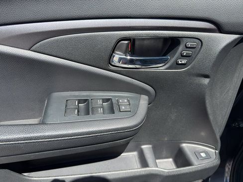 Certified 2023 Honda Ridgeline RTL image 10