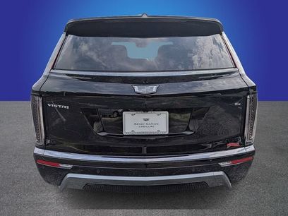 New 2027 Cadillac Vistiq Luxury w/ LPO, Floor Liner Package
