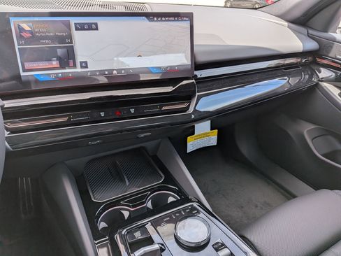 New 2026 BMW 530i w/ M Sport Package RWD image 22