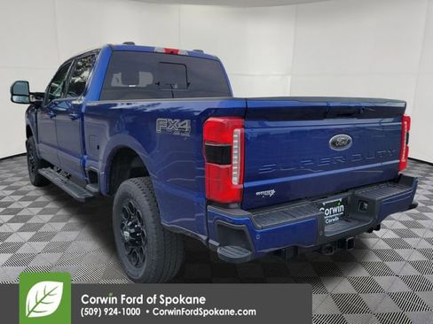 New 2026 Ford F250 Lariat w/ Black Appearance Package image 17