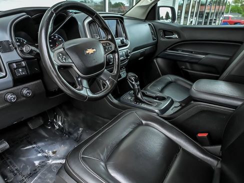 Used 2022 Chevrolet Colorado Z71 AWD/4WD image 14