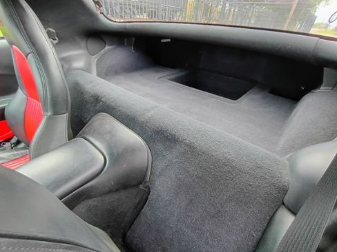 Used 2001 Chevrolet Corvette Z06 w/ Memory Pkg RWD image 39