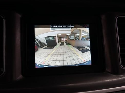 Used 2022 Dodge Charger SXT image 8