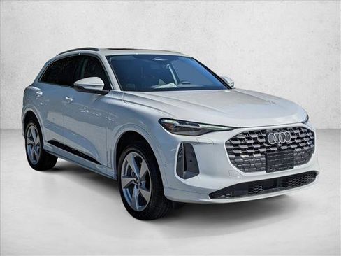 New 2025 Audi Q5 Premium Plus image 6